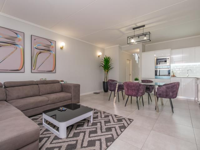 Apartment for sale in Vosloorus, Gauteng