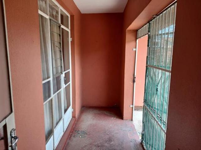 Apartment for sale in Lejweleputswa, Free State