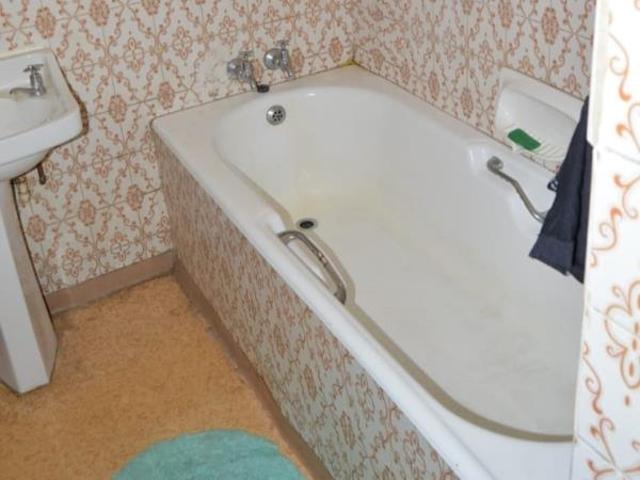 Apartment for sale in Lejweleputswa, Free State