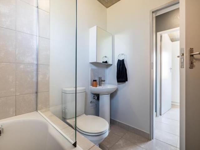 Apartment for rent in Waterkloof, Gauteng