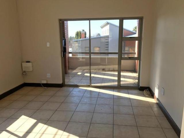 Apartment for sale in Dr Kenneth Kaunda, North West