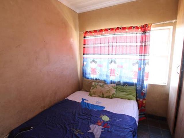 Apartment for sale in Dr Kenneth Kaunda, North West