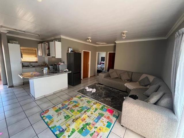 Apartment for sale in Potchefstroom, Tlokwe Local Municipality