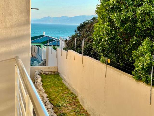 Apartment for sale in Western Cape