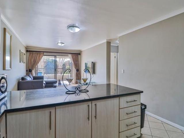 Apartment for sale in Cape Town, Western Cape