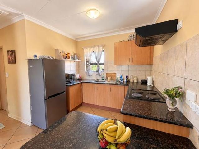 Apartment for sale in Potchefstroom, Tlokwe Local Municipality