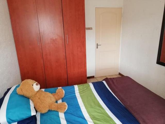 Apartment for sale in Dr Kenneth Kaunda, North West