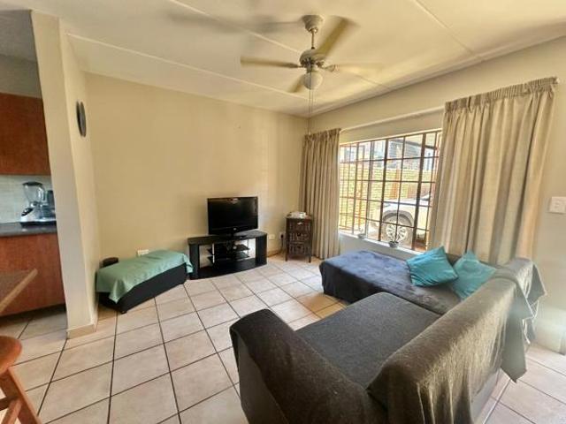 Apartment for sale in Potchefstroom, Tlokwe Local Municipality