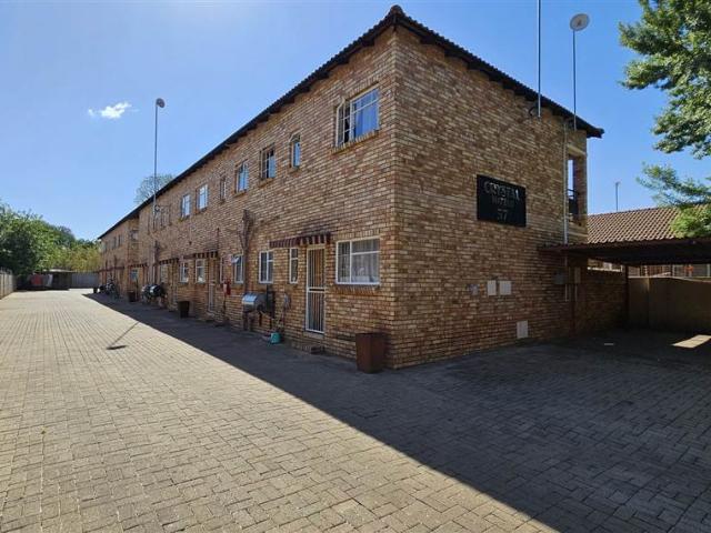 Apartment for sale in Potchefstroom, Tlokwe Local Municipality