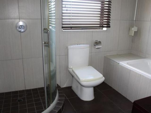 Apartment for sale in Potchefstroom, Tlokwe Local Municipality