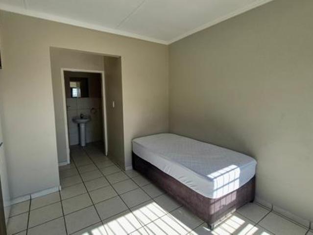 Apartment for sale in Dr Kenneth Kaunda, North West