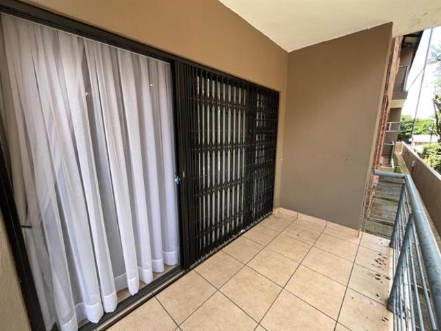 Apartment for sale in Dr Kenneth Kaunda, North West