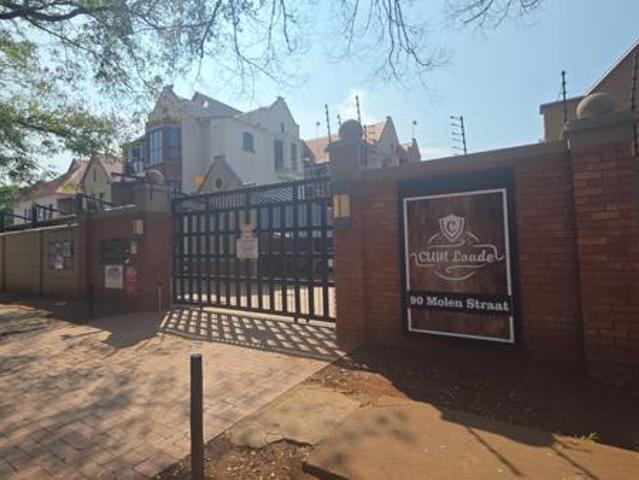 Apartment for sale in Dr Kenneth Kaunda, North West