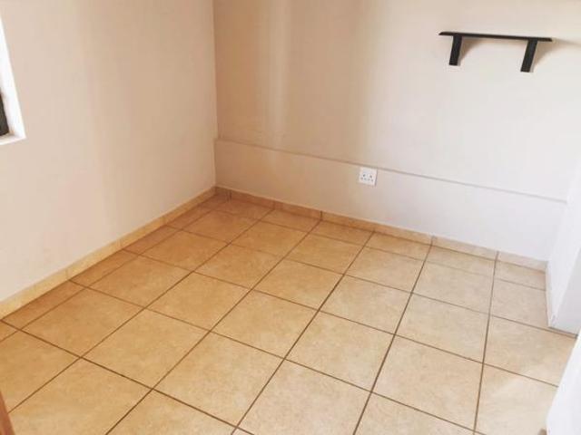Apartment for sale in Dr Kenneth Kaunda, North West