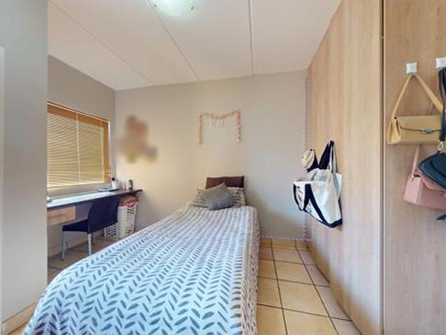 Apartment for sale in Potchefstroom, Tlokwe Local Municipality