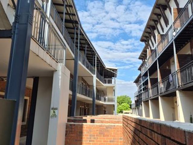 Apartment for sale in Potchefstroom, Tlokwe Local Municipality