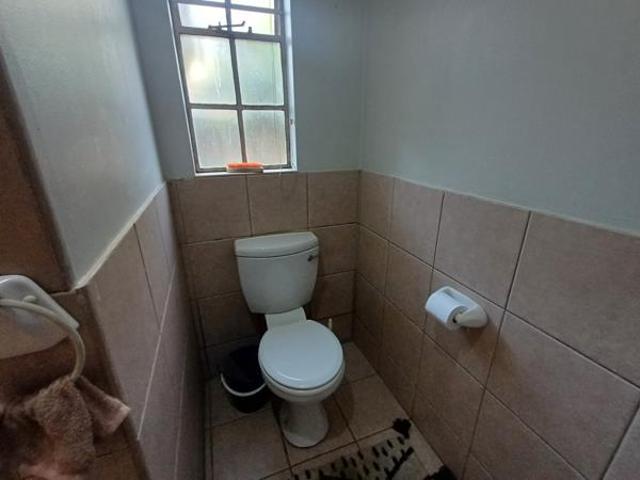Apartment for sale in Dr Kenneth Kaunda, North West