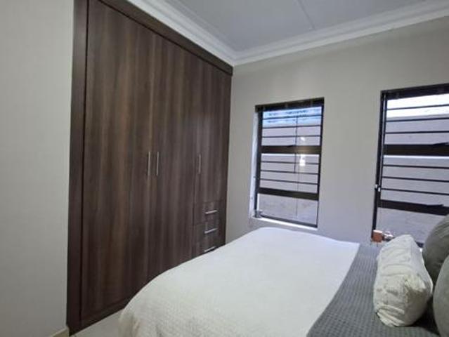 Apartment for sale in Dr Kenneth Kaunda, North West