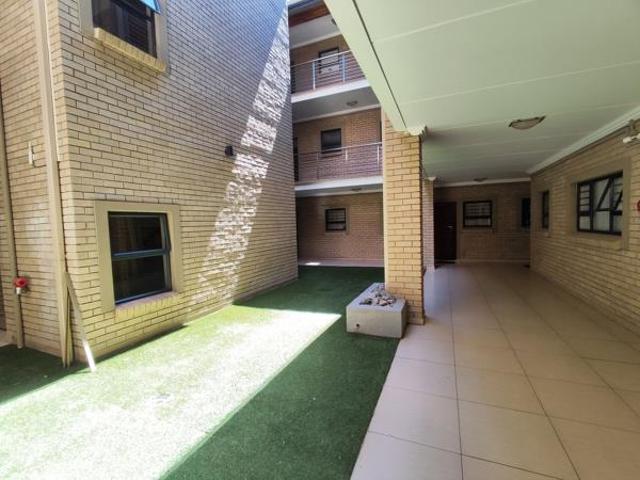 Apartment for sale in Potchefstroom, Tlokwe Local Municipality