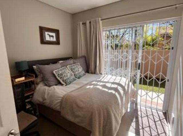 Apartment for sale in Dr Kenneth Kaunda, North West