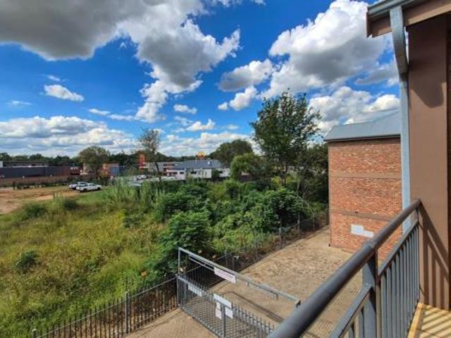 Apartment for sale in Dr Kenneth Kaunda, North West