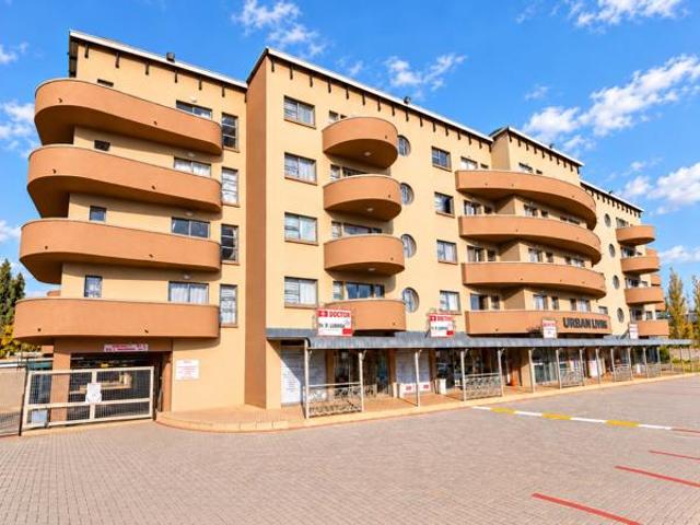 Apartment for sale in Potchefstroom, Tlokwe Local Municipality
