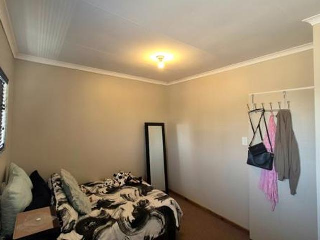 Apartment for sale in Dr Kenneth Kaunda, North West