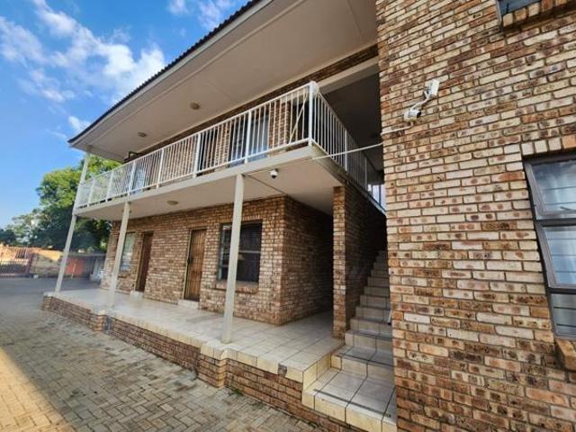 Apartment for sale in Potchefstroom, Tlokwe Local Municipality