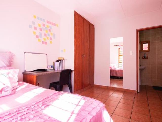 Apartment for rent in Dr Kenneth Kaunda, North West