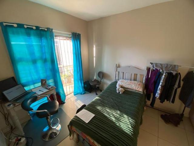 Apartment for sale in Dr Kenneth Kaunda, North West