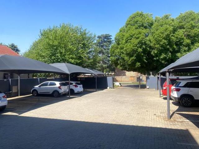 Apartment for sale in Dr Kenneth Kaunda, North West