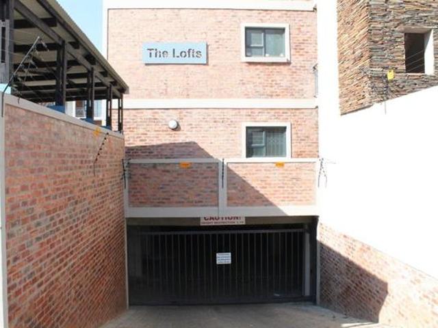 Apartment for sale in Dr Kenneth Kaunda, North West