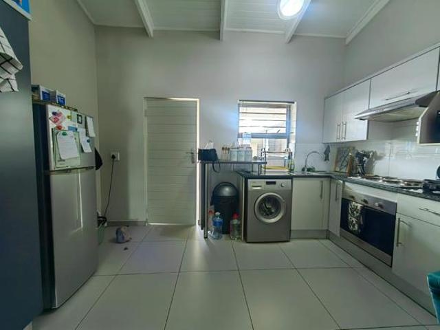 Apartment for sale in Dr Kenneth Kaunda, North West