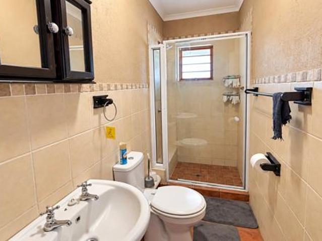Apartment for sale in Potchefstroom, Tlokwe Local Municipality