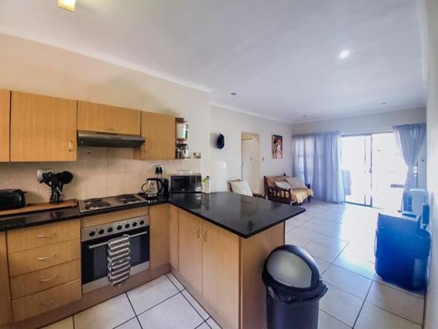 Apartment for sale in Dr Kenneth Kaunda, North West