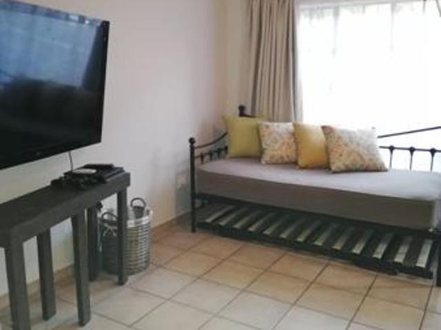 Apartment for sale in Dr Kenneth Kaunda, North West