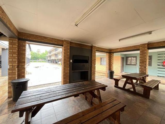 Apartment for sale in Potchefstroom, Tlokwe Local Municipality