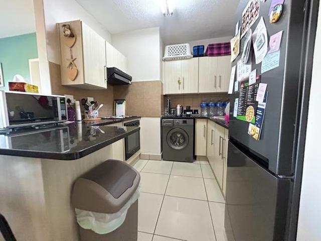 Apartment for sale in Dr Kenneth Kaunda, North West