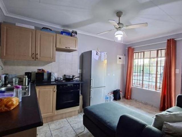 Apartment for sale in Dr Kenneth Kaunda, North West