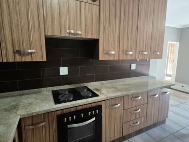 Apartment for sale in Dr Kenneth Kaunda, North West