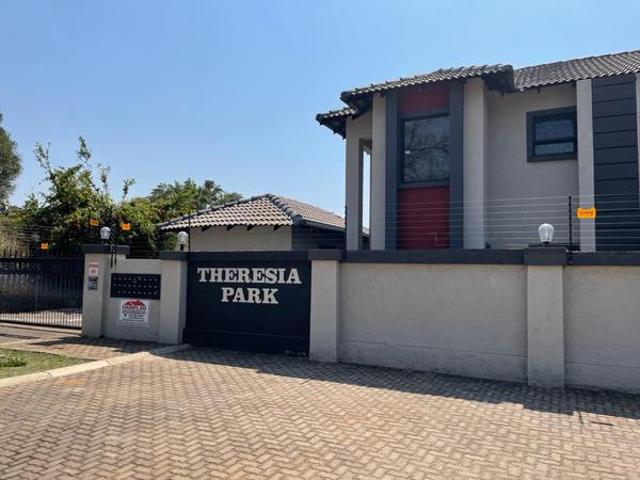 Apartment for sale in Dr Kenneth Kaunda, North West
