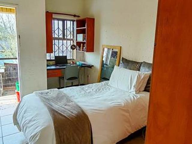 Apartment for sale in Dr Kenneth Kaunda, North West