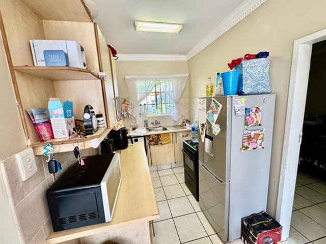 Apartment for sale in Dr Kenneth Kaunda, North West