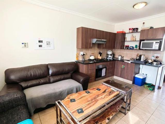 Apartment for sale in Potchefstroom, Tlokwe Local Municipality