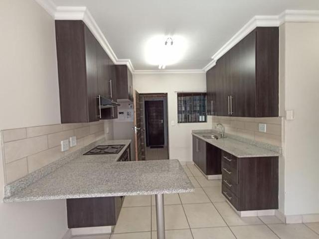 Apartment for sale in Potchefstroom, Tlokwe Local Municipality