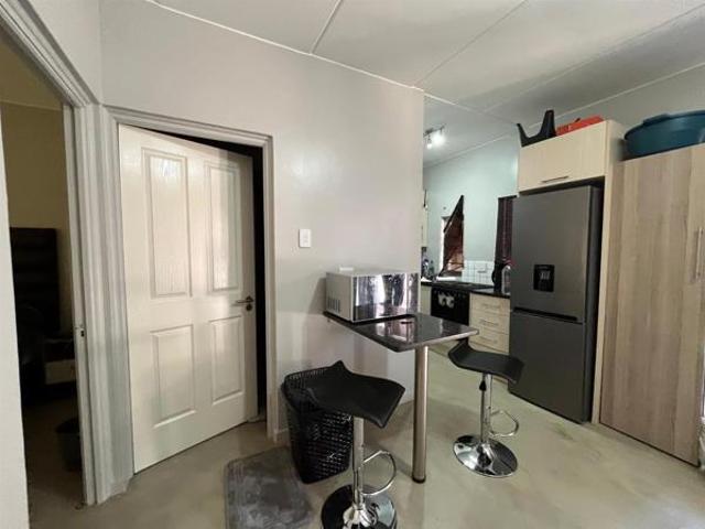Apartment for sale in Dr Kenneth Kaunda, North West