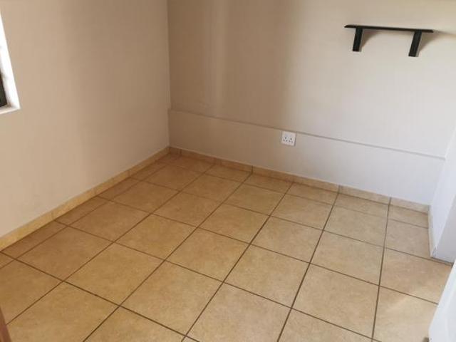 Apartment for rent in Potchefstroom, Tlokwe Local Municipality