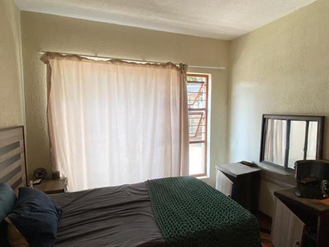 Apartment for sale in Dr Kenneth Kaunda, North West