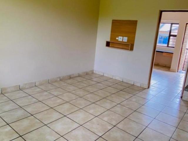 Apartment for sale in Dr Kenneth Kaunda, North West