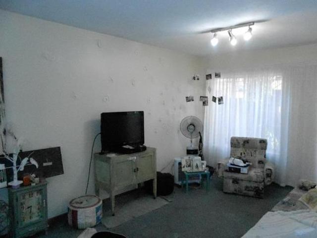 Apartment for sale in Potchefstroom, Tlokwe Local Municipality